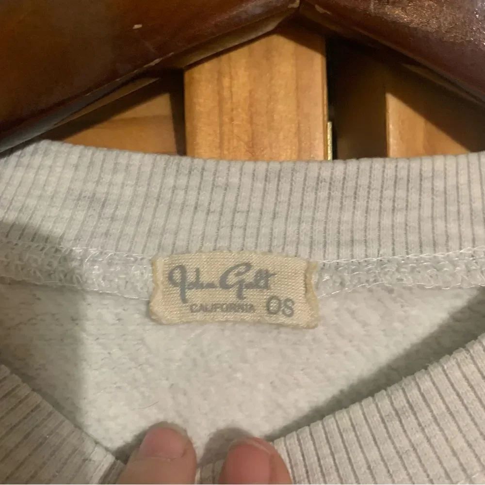 Brandy Melville Virgin Islands Graphic Crewneck - Picture 4 of 5